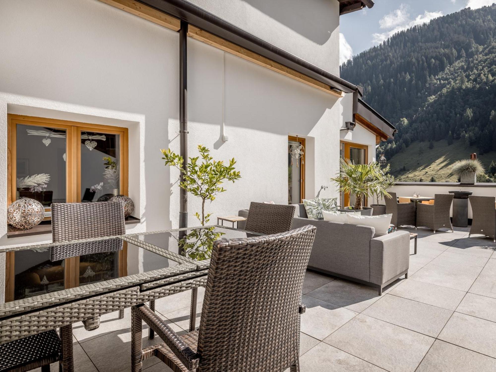 Готель Quality Hosts Arlberg - Haus Pepi Eiter Санкт-Антон-ам-Арльберг Екстер'єр фото