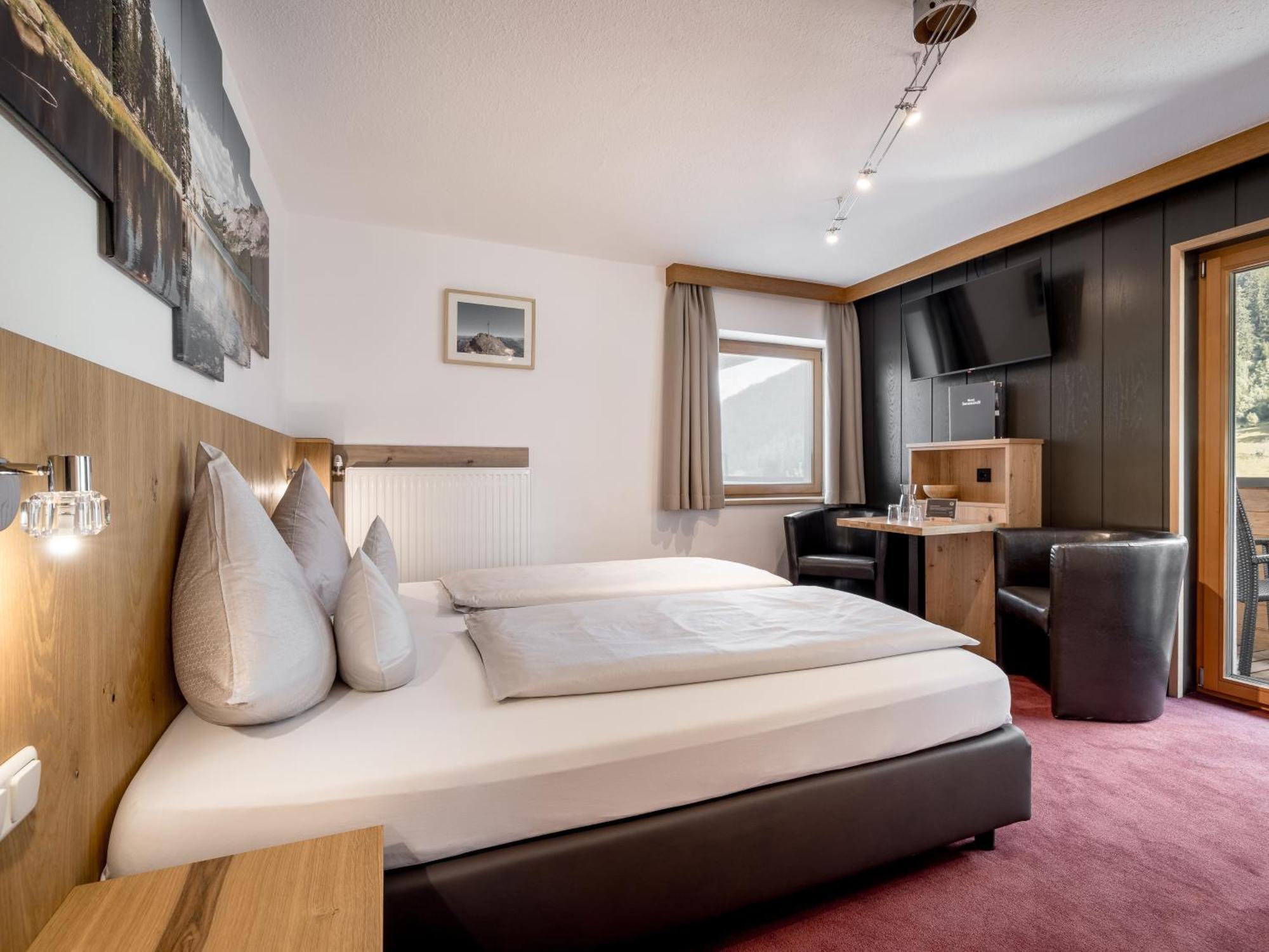 Готель Quality Hosts Arlberg - Haus Pepi Eiter Санкт-Антон-ам-Арльберг Екстер'єр фото