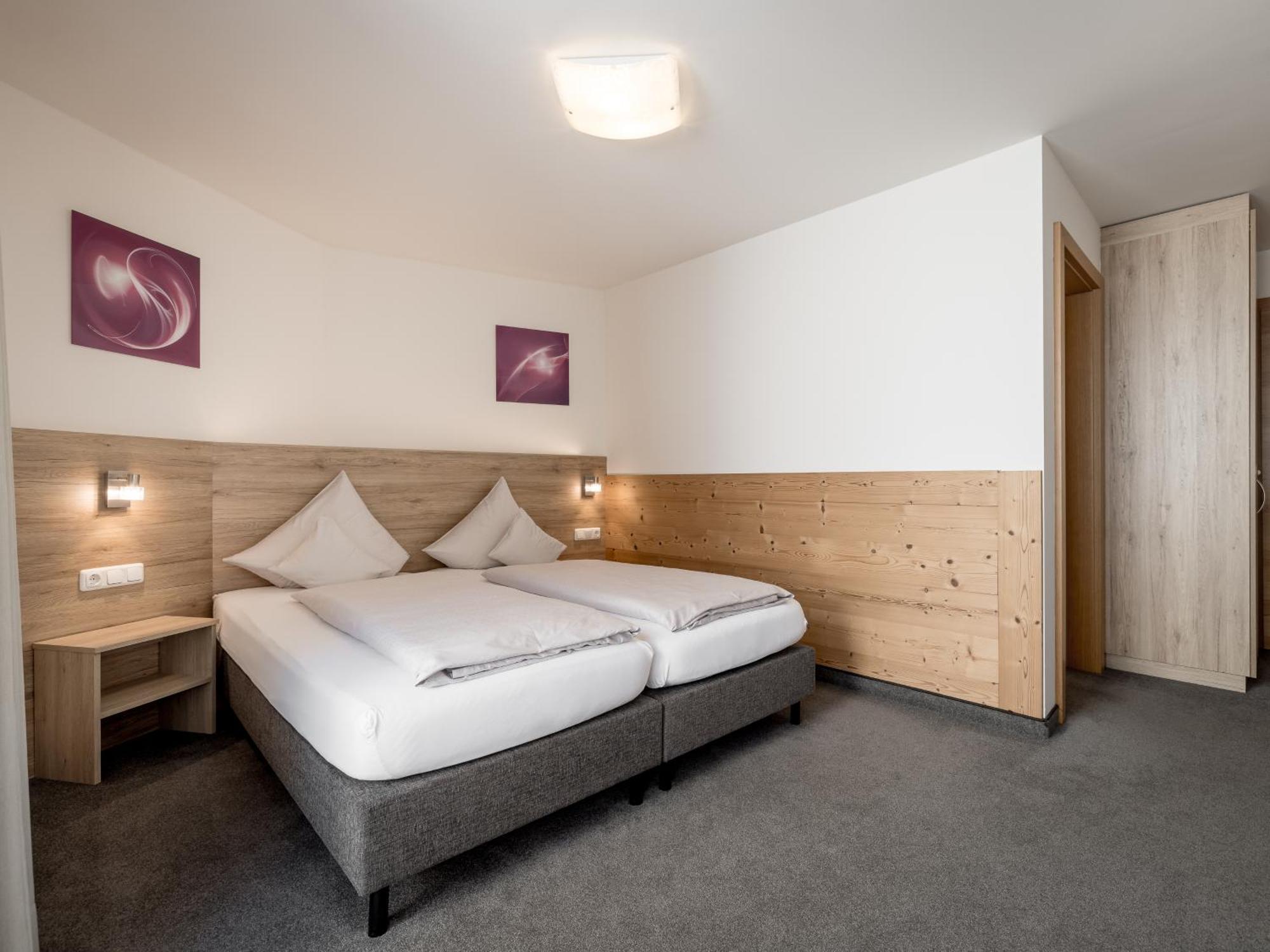 Готель Quality Hosts Arlberg - Haus Pepi Eiter Санкт-Антон-ам-Арльберг Екстер'єр фото
